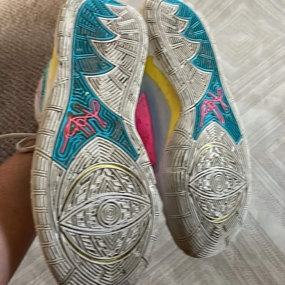 Nike Kyrie Neon Graffiti Boys Hightop Sneakers